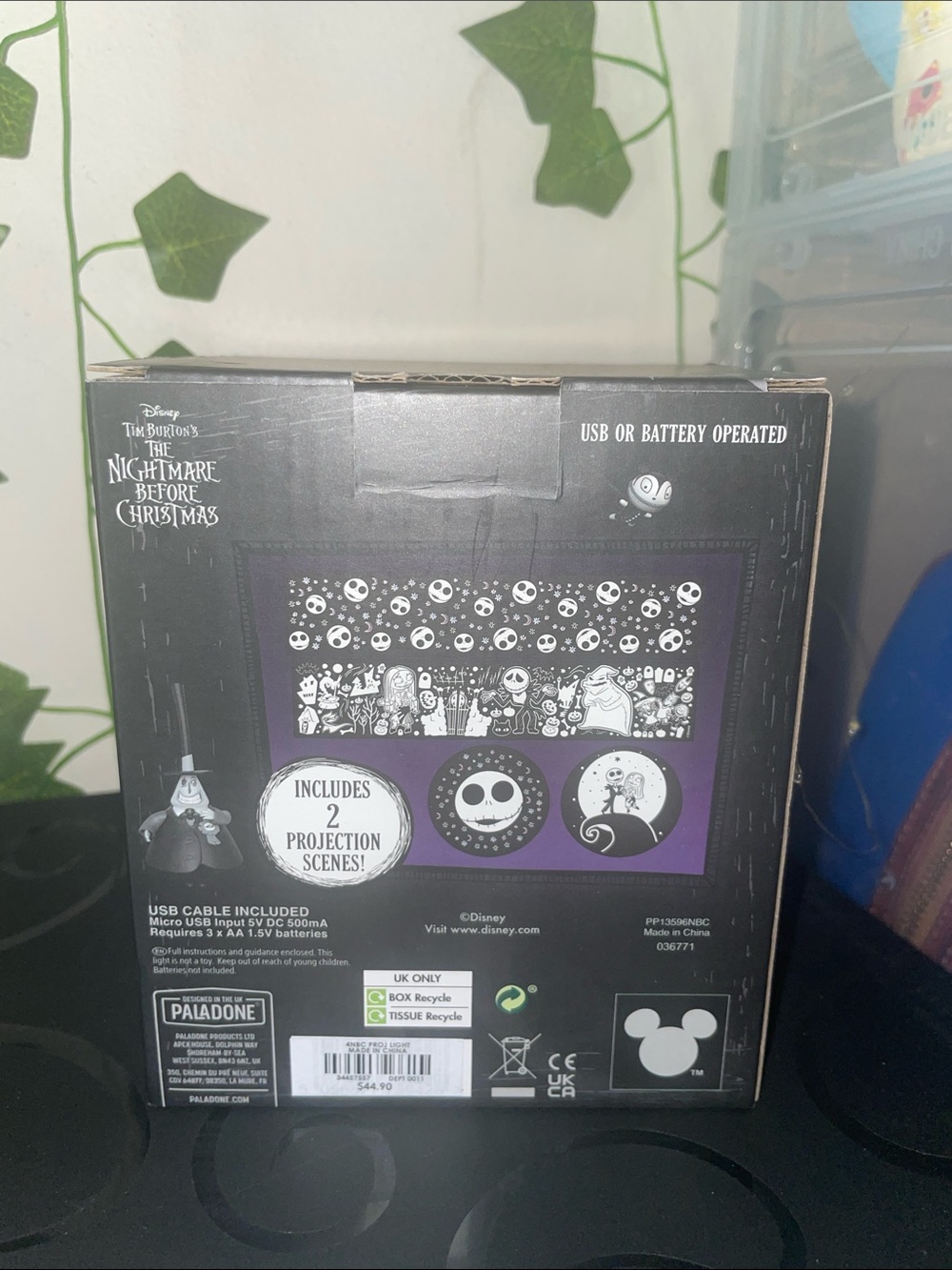 Tim Burton's The Nightmare Before Christmas Collectible Box - Black - Picture 3 of 4